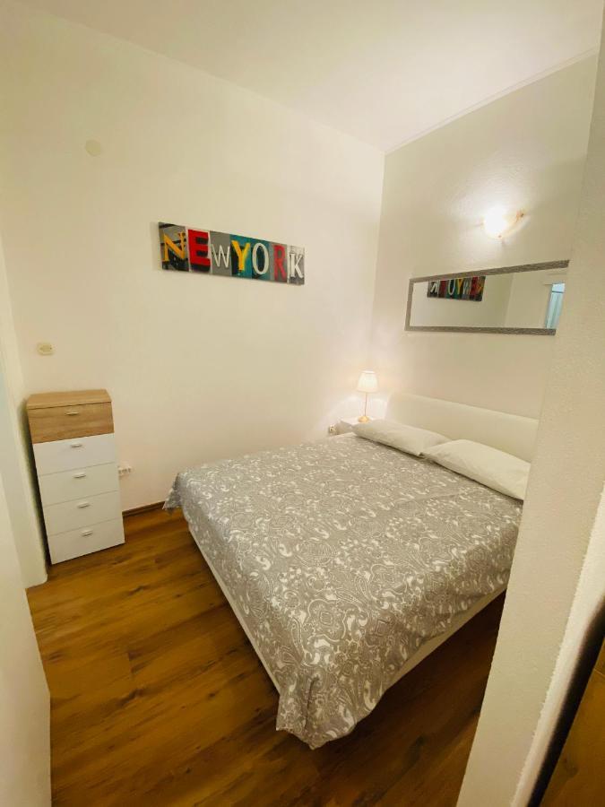 Apartment Lovrekovic Split Exterior photo